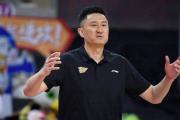 广东男篮大胜北京首钢，三大主力满分表现，角色球员却成短板？