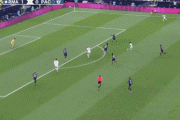 皇马3-0夺冠背后，亿元先生们的精彩表现是否预示着足球新时代的到来？