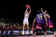 20分大逆转，CBA上演神奇翻盘！浙江7人上双打疯了，超辽宁登第5