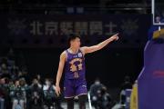 CBA后卫的噩梦？罚球命中率低至11.1%，广东男篮为何放弃他？
