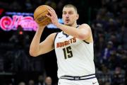 谁是本赛季NBA得分王？字母哥屈居第二，詹杜库排名惊人！