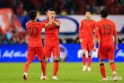 国足能否创造历史？1-0击败沙特，逆袭升至小组第三！