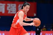 32岁女篮前锋重返巅峰，13连胜震撼篮坛！她能否再次披上国家队战袍？