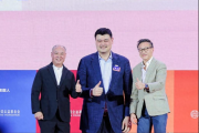 姚明退休后的生活：豪车出行、豪宅居住，他真的享受到了退休的乐趣吗？