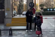 姚明退休后的生活：豪车出行、豪宅居住，他真的享受到了退休的乐趣吗？