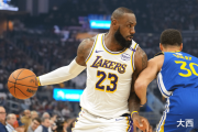 39岁詹姆斯再破纪录，NBA圣诞大战谁主沉浮？