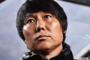 李铁案引发争议：前国脚力挺，球迷愤怒，你站在哪一边？
