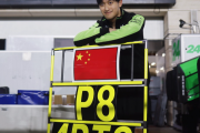 中国车手周冠宇在F1赛道上的逆袭：他如何成为全场最佳？