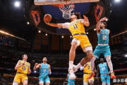 NBA风云变幻：新交易震撼达成，禁赛风波再起，湖人快船能否笑到最后？