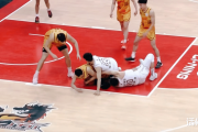 江苏男篮主场惨败，篮板失守成致命伤，北控男篮如何逆转局势？