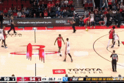 NBA赛场惊现大规模冲突！6人遭驱逐，谁该为这场混乱负责？