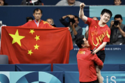 樊振东退出世界排名，国乒损失有多大？听听张本智和波尔怎么说