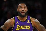 40岁老詹还能飞多久？NBA历史纪录刷新者，湖人队的未来在哪里？