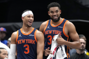 威少创造NBA奇迹，今日最佳非他莫属？约基奇与恩比德的辉煌数据黯然失色！