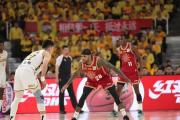 广厦王朝崩塌？CBA榜首之争，谁能笑到最后？