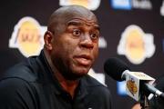 魔术师约翰逊的NBA球星分级：哈登欧文未达超巨标准？你同意吗？