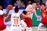 中国篮协紧急会议：严惩恶意犯规，赵睿事件引发深思，这是否足以警示CBA赛场？