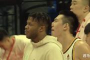 辽厦大战谁主沉浮？CCTV5力挺，杨鸣新将首秀，2米24巨人缺席，辽篮能否稳操胜券？