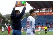 买乌郎晋升新国脚，能否在泰山队担起重任？球迷们拭目以待！