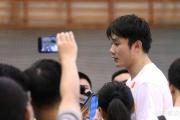 中国男篮悍将赛季报销，丁彦雨航复出在即，球迷期待能否重燃？