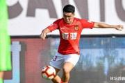 中超转会风云再起！泰山队能否凭借“2换1”策略重振雄风？