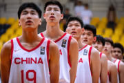 下一个姚明？17岁华裔后卫朱正能否成为NBA级别的中国男篮新星？