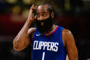 现役NBA球员中，谁能够挑战詹姆斯·哈登的100场40+得分纪录？