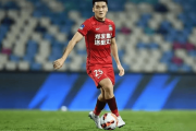 钟义浩加盟鲁能，是双赢还是双输？——探讨中超转会市场的深层影响