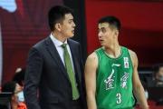 CBA风云变幻：广东新援能否力挽狂澜？辽宁赵继伟伤情成谜，北京能否签下沃克？