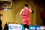 16分10板2助2断！实力不输郭凯，选秀错过成最大遗憾，邱彪后悔吗？