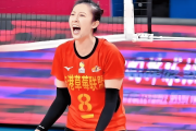 女排赛场风波再起：丁霞与杨涵玉的冲突背后，是团队精神的缺失还是个人性格的碰撞？