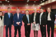 国际乒联的隐秘交易：刘国梁合伙人获得WTT股份，主席年薪飙升背后隐藏着什么秘密？