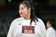 女篮国手闪电复出加盟豪门，是追求梦想还是金钱诱惑？