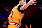 上海男篮15连胜背后，李添荣能否成为国家队的新希望？