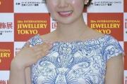 乒坛女神福原爱：离婚后华丽转身，前夫江宏杰却为何陷入困境？