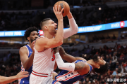 高薪低能？保罗乔治的挣扎与快船的明智选择——NBA球星价值何在？