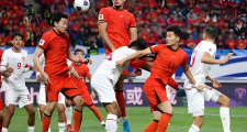 亚洲三流？连泰国都比不过了，国足至暗时刻何时结束