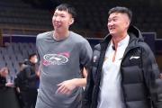 CBA巨星周琦签约1800万！情商考验，赞助商风波引热议