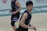 广东宏远16分大胜晋级四强，王洪泽20+22李新航16+14，杨溢7失误