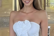 足球巨星伊卡尔迪的婚姻危机：新欢女律师能成为他的救星吗？