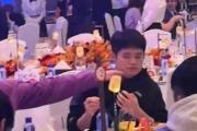 成都晚宴揭秘：刘国梁现身，男女分桌，背后有何深意？