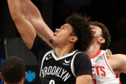 NBA交易风云再起！火箭是否真的放弃约翰逊？斯通的首轮签策略又是什么？
