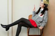 内娱最美长腿陈都灵灰色裤袜，难道不是最美女星的代名词吗？