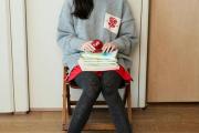 内娱最美长腿陈都灵灰色裤袜，难道不是最美女星的代名词吗？