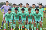 中国男足双杀伊朗队，宋凯的两大决策能否引领中国足球走向复兴？