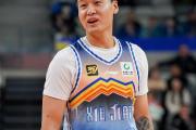 CBA激战正酣！沈梓捷能否阻挡李炎哲？胡金秋如何压制深圳？山东连胜之路能否延续？